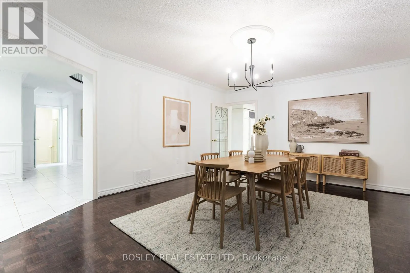 82 WOODSTONE AVENUE