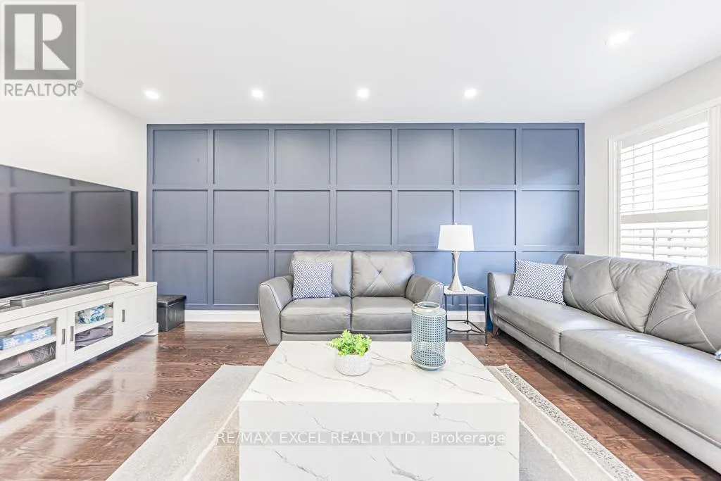 271 RICHARD UNDERHILL AVENUE
