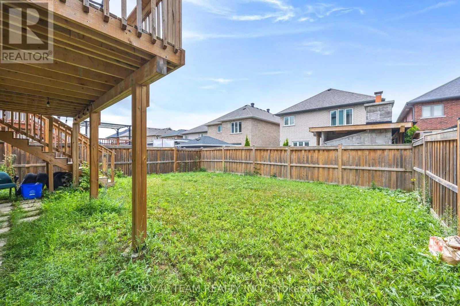 218 RICHARDSON CRESCENT