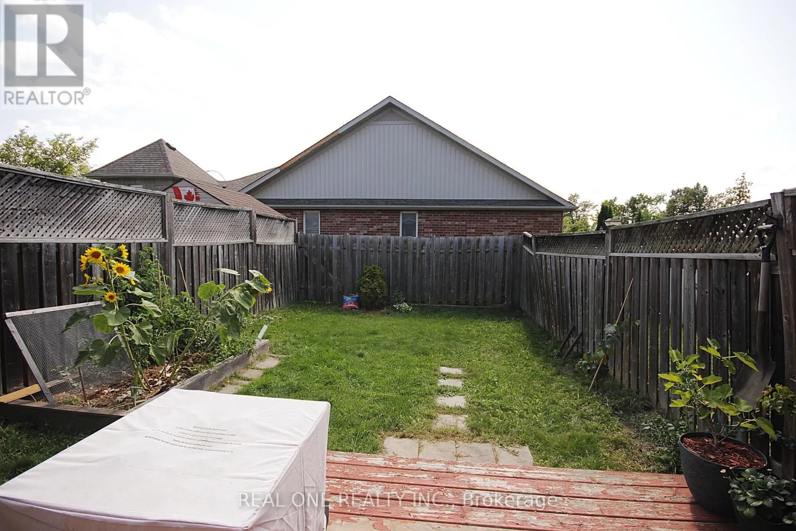 43 SHEPHARD AVENUE