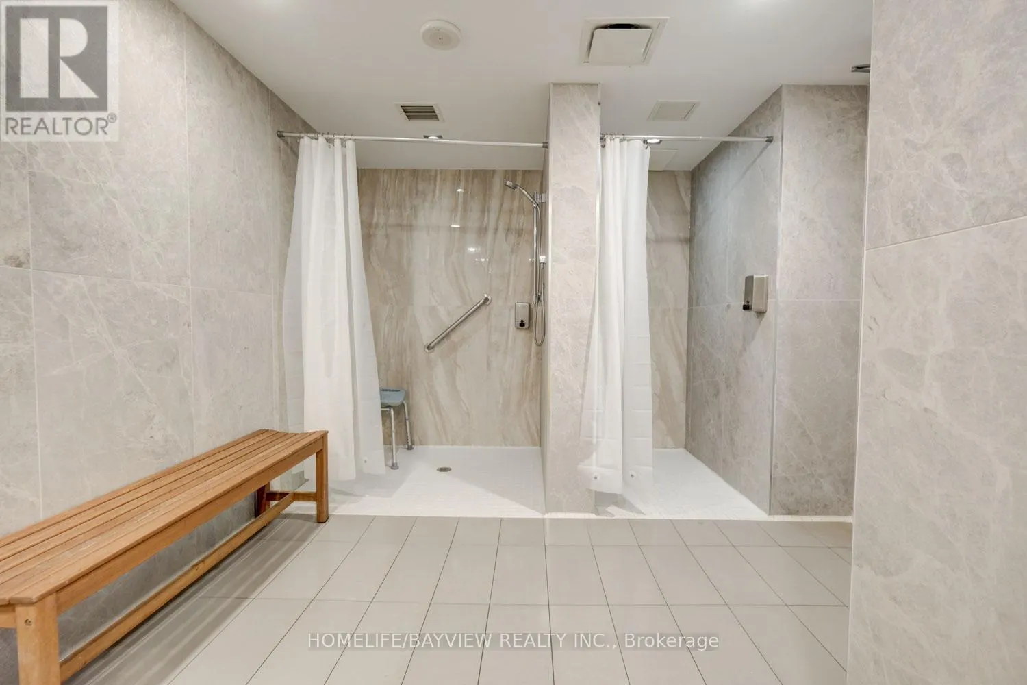 2403 - 7165 YONGE STREET