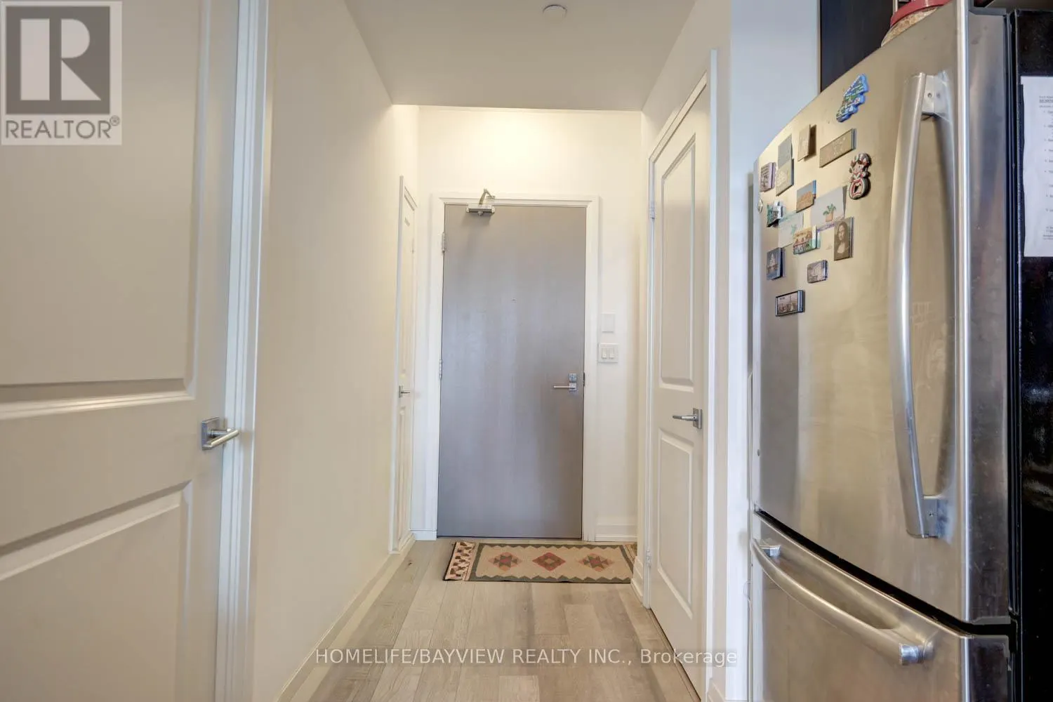 2403 - 7165 YONGE STREET
