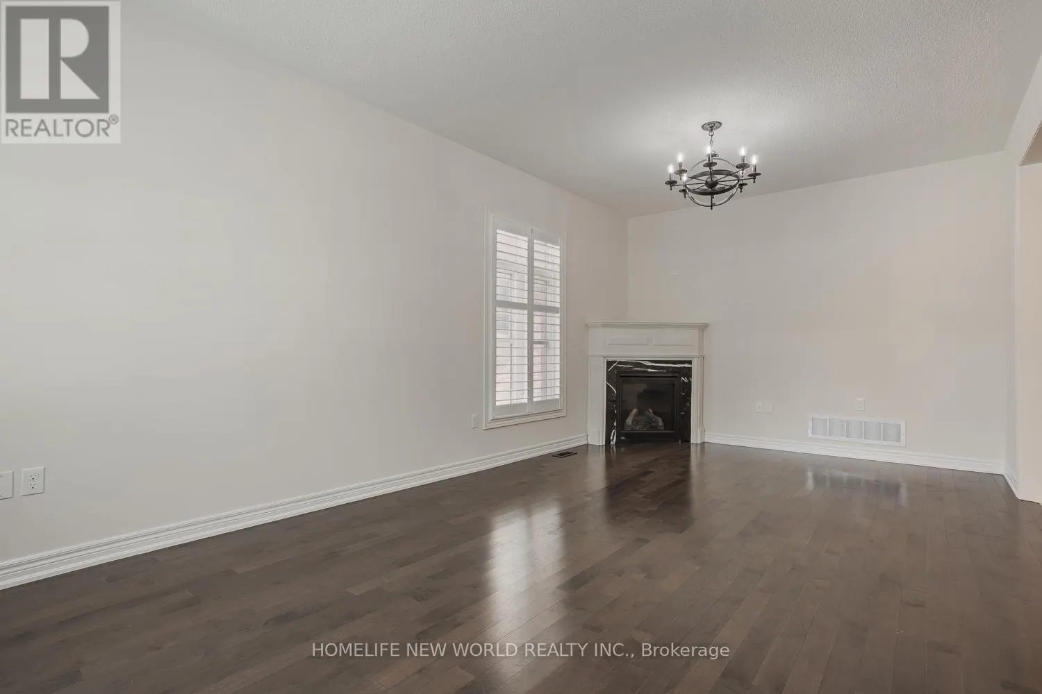 39 CHERNA AVENUE S