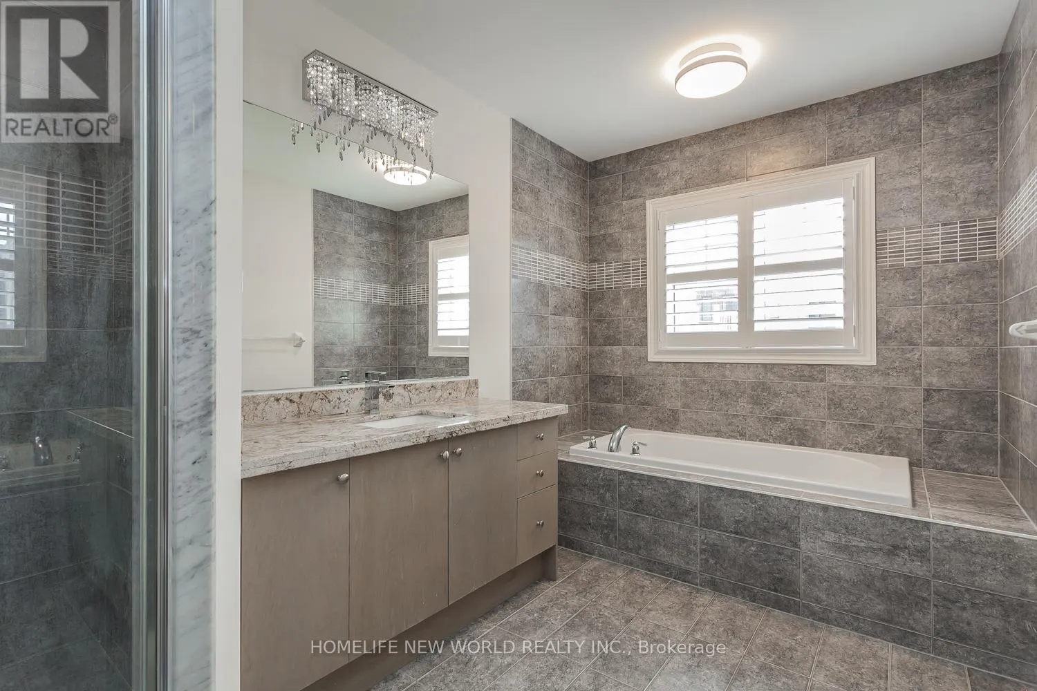39 CHERNA AVENUE S