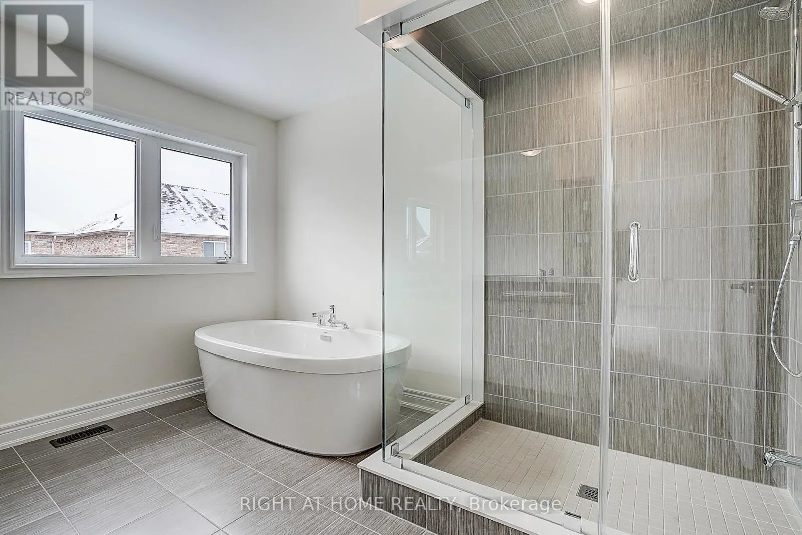 39 BOSTOCK DRIVE