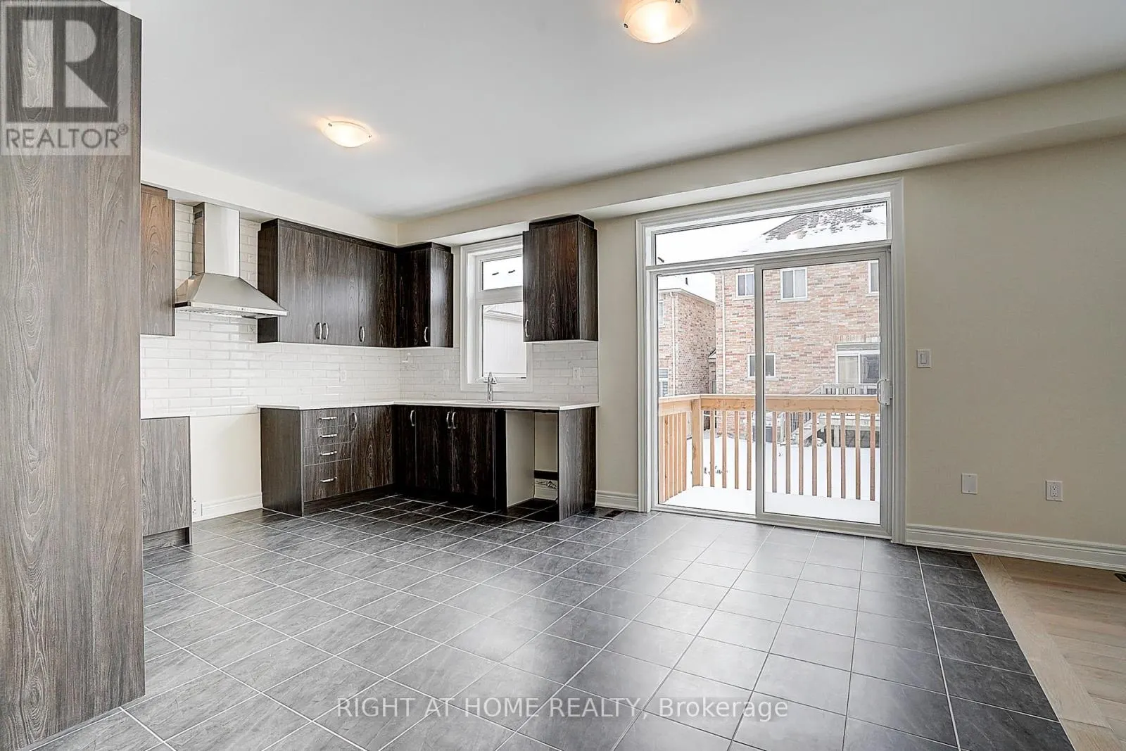 39 BOSTOCK DRIVE