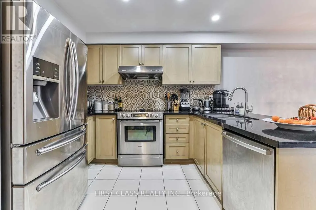 7 ALMEJO AVENUE