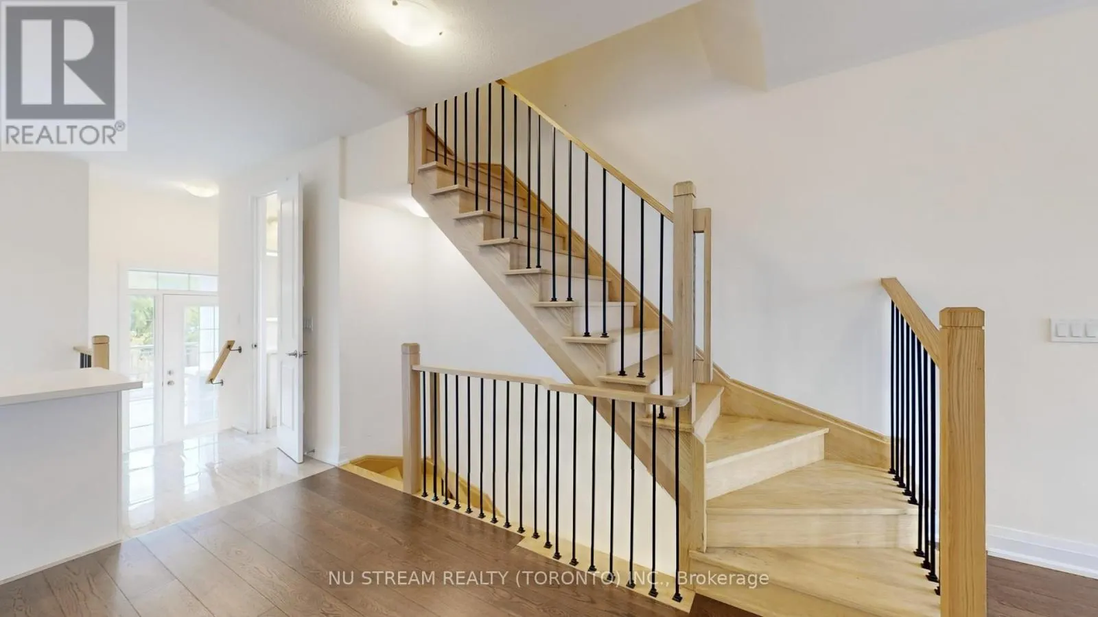 68 CLIPPERS CRESCENT