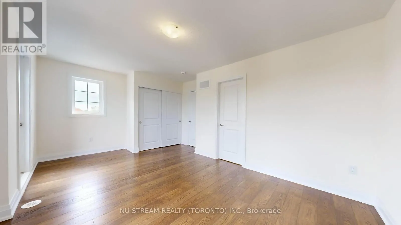68 CLIPPERS CRESCENT