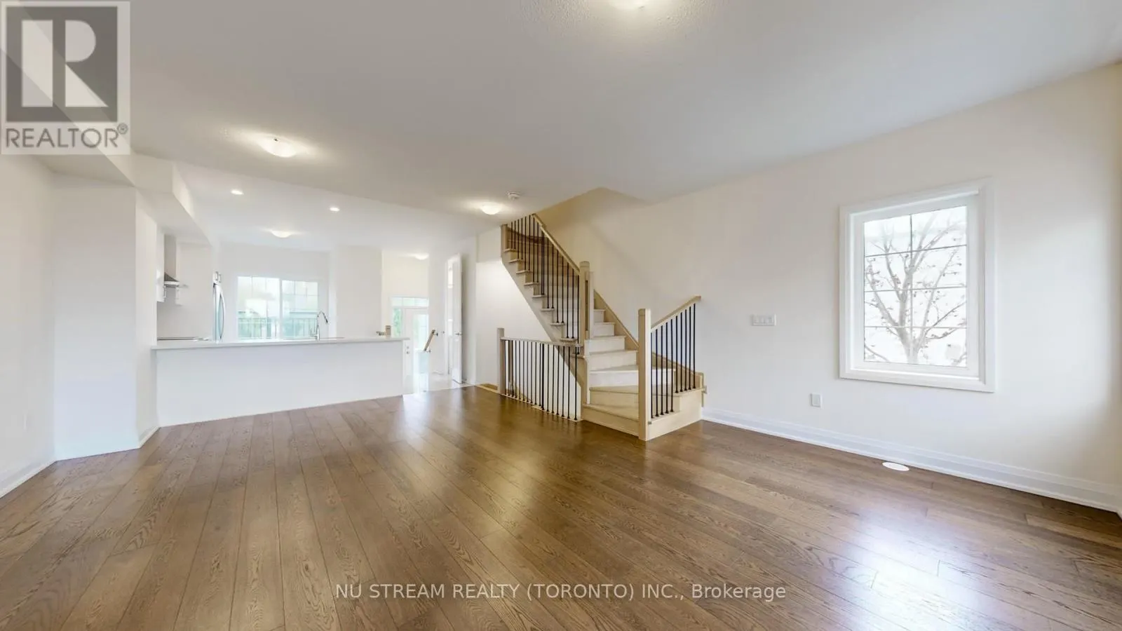 68 CLIPPERS CRESCENT