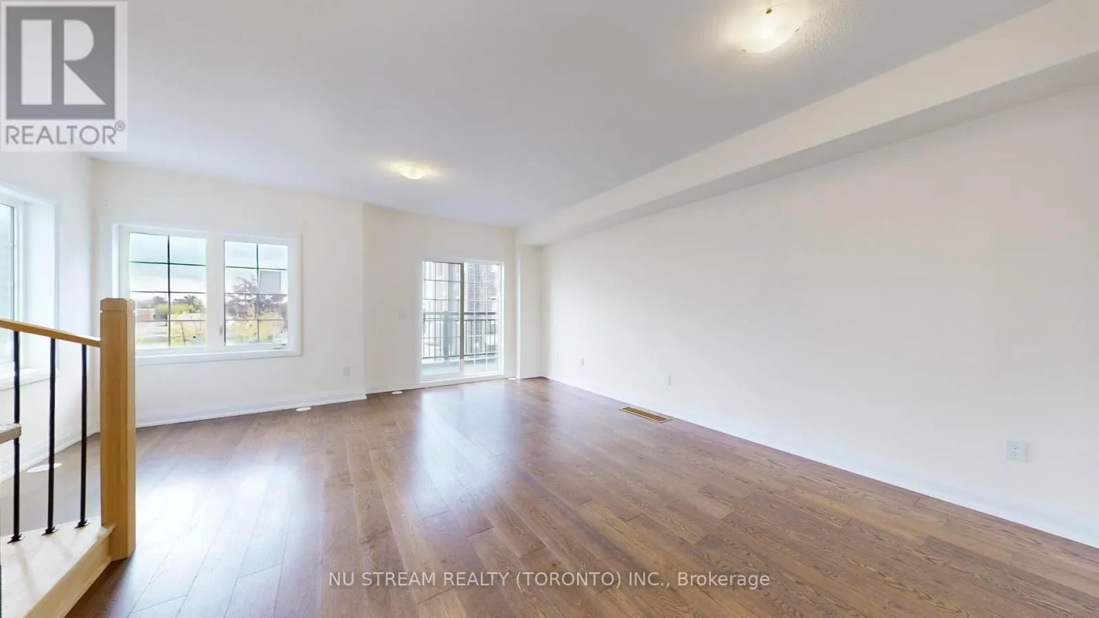 68 CLIPPERS CRESCENT