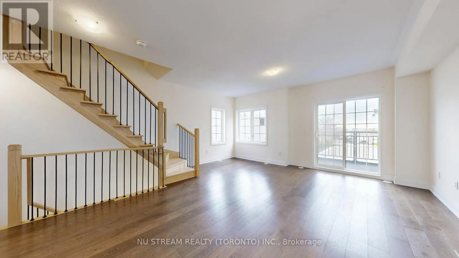 68 CLIPPERS CRESCENT
