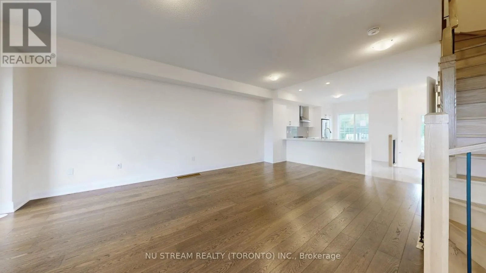68 CLIPPERS CRESCENT