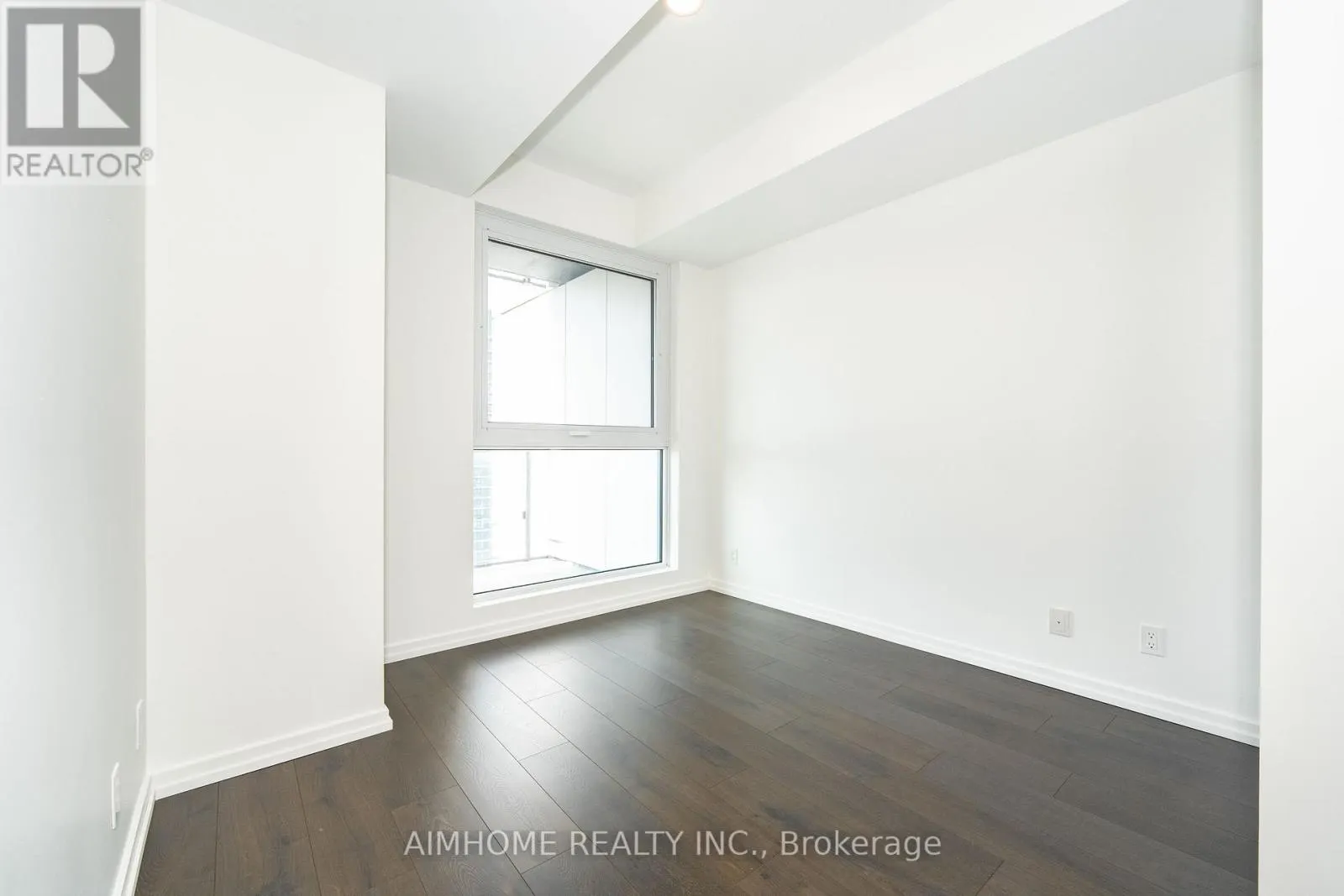 5005 - 7890 JANE STREET