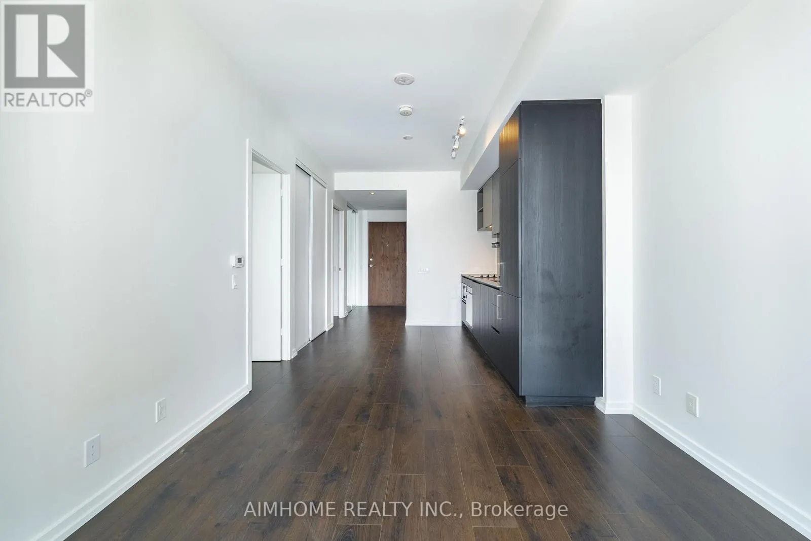 5005 - 7890 JANE STREET