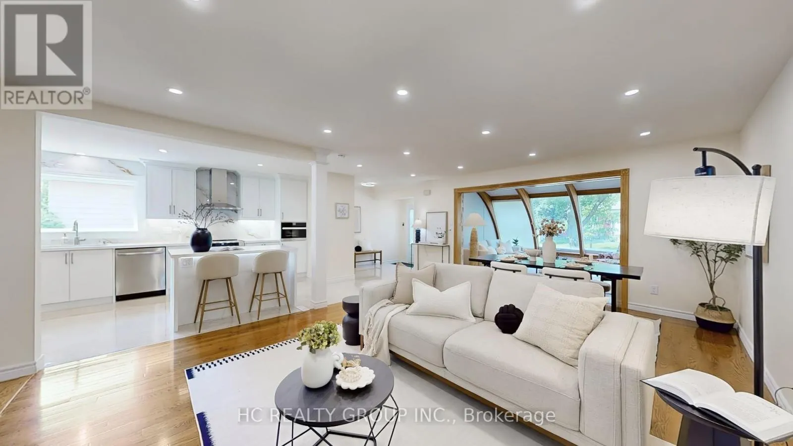21 SIR CONSTANTINE DRIVE