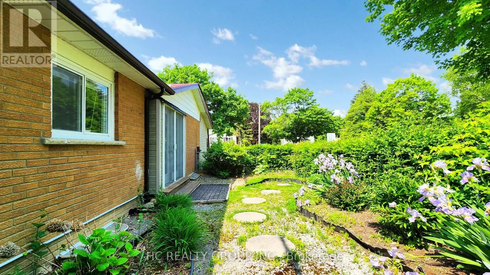 21 SIR CONSTANTINE DRIVE