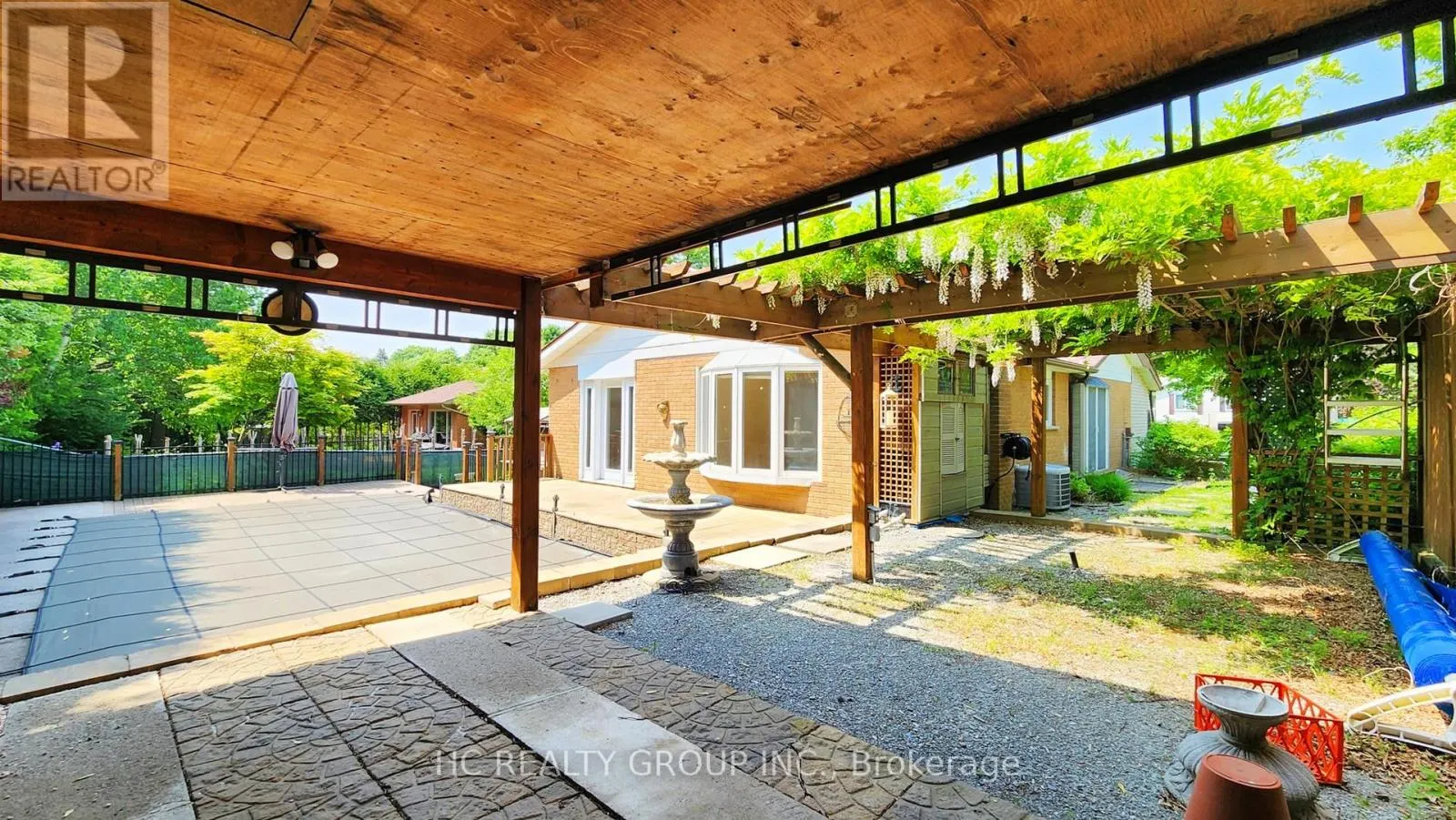 21 SIR CONSTANTINE DRIVE