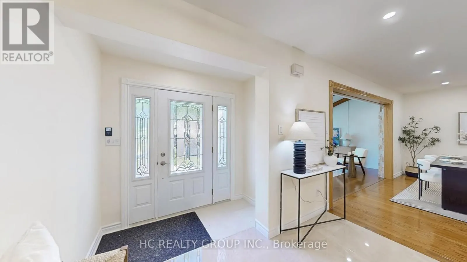 21 SIR CONSTANTINE DRIVE