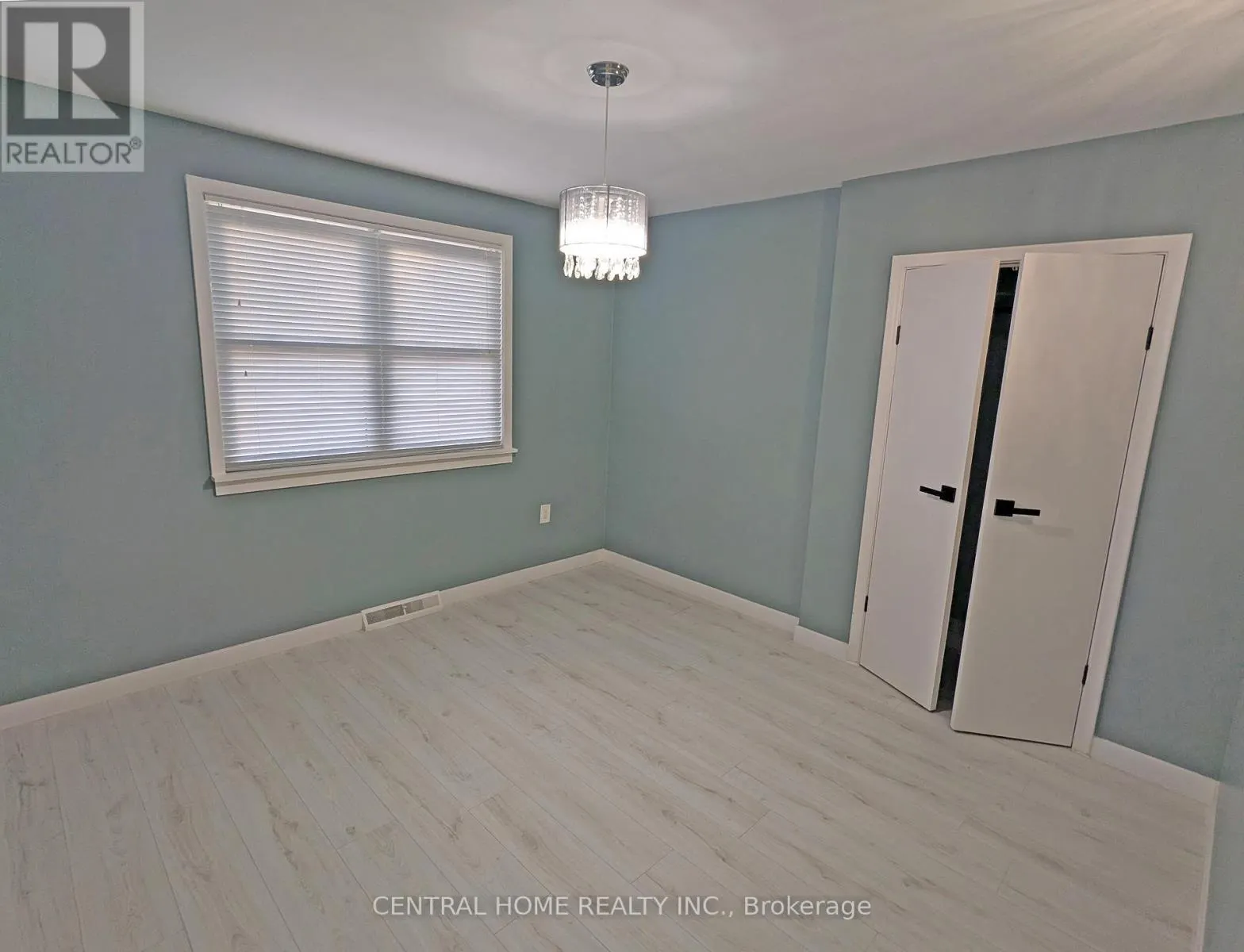 MAIN FLOOR - 333 WALKER AVENUE