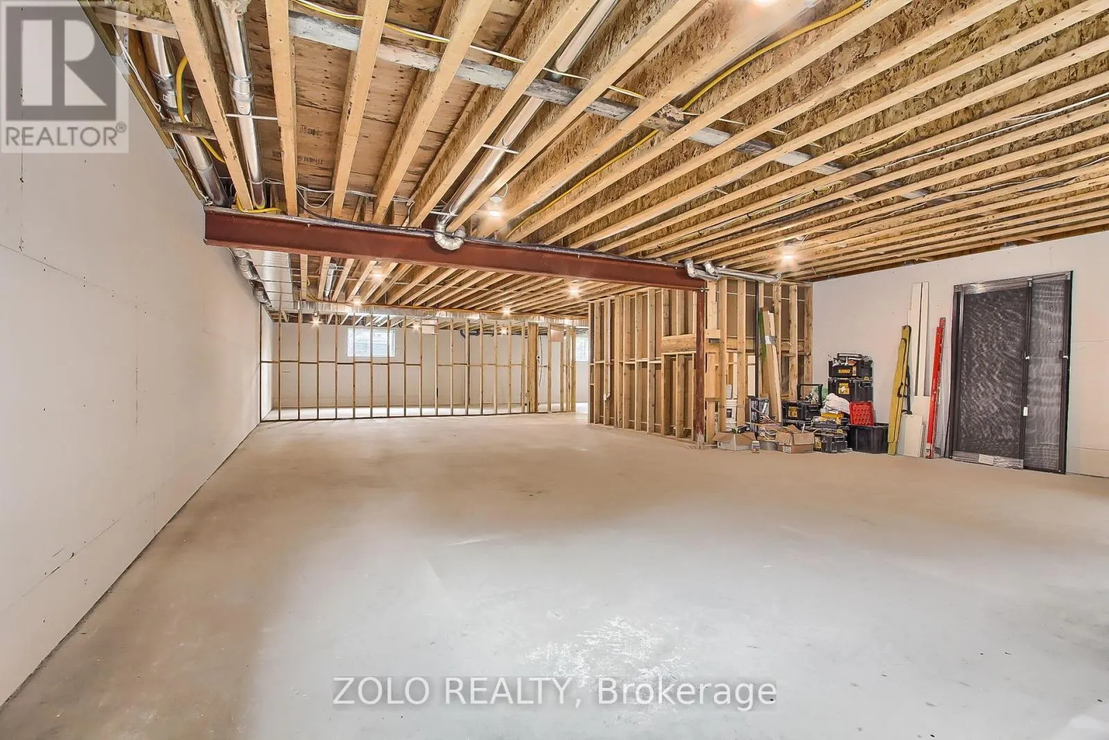 27088 KENNEDY ROAD