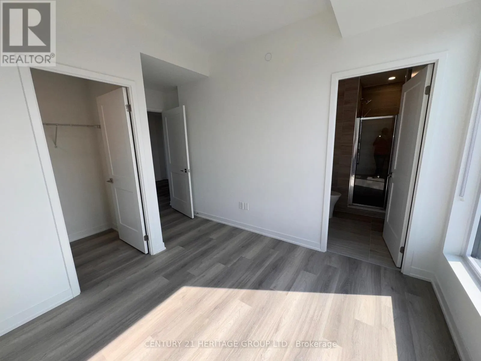 2620 - 498 CALDARI ROAD