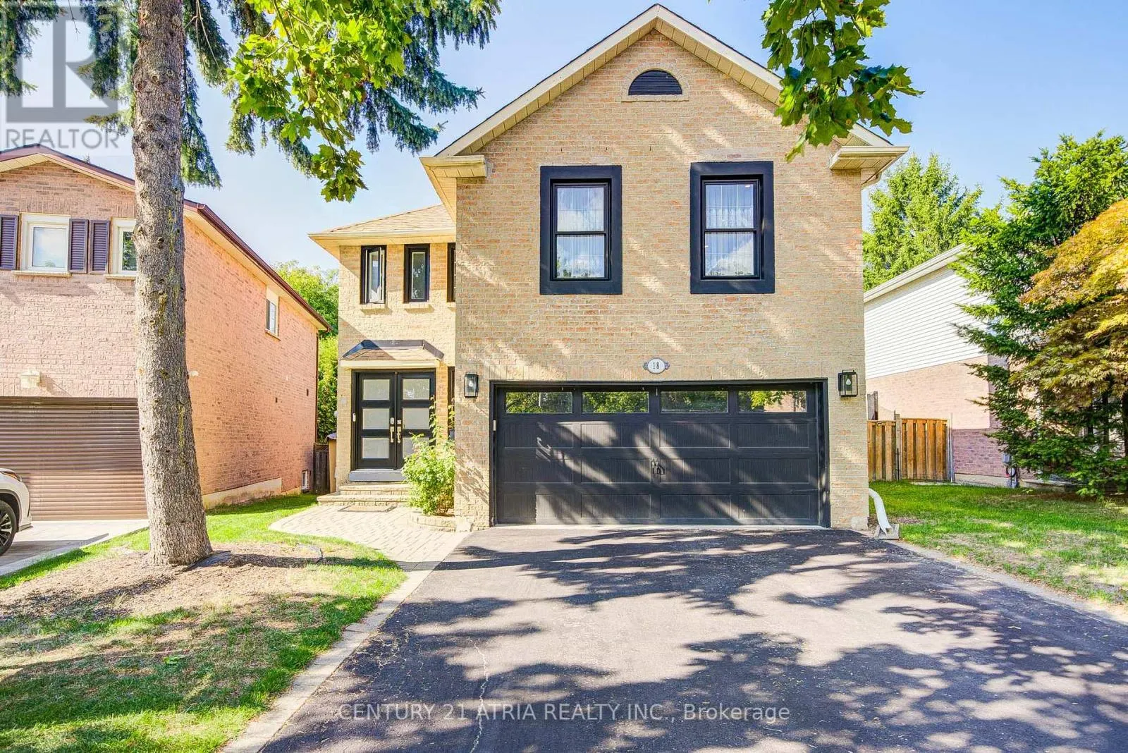 18 PARK LANE CIRCLE
