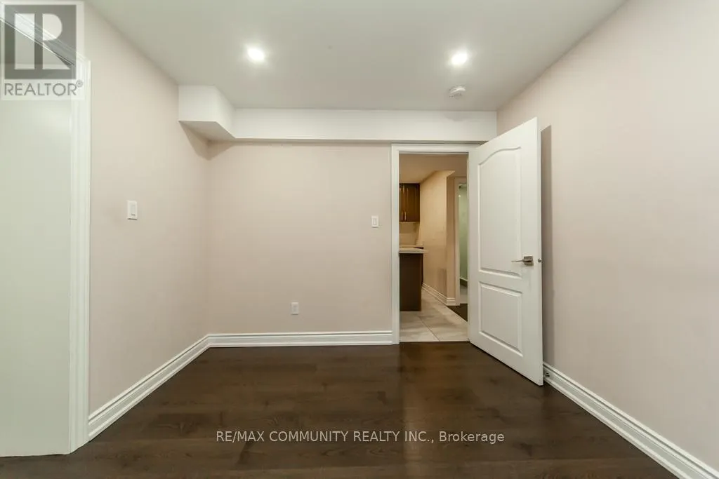 BASEMENT - 337 WILLIAM FORSTER ROAD