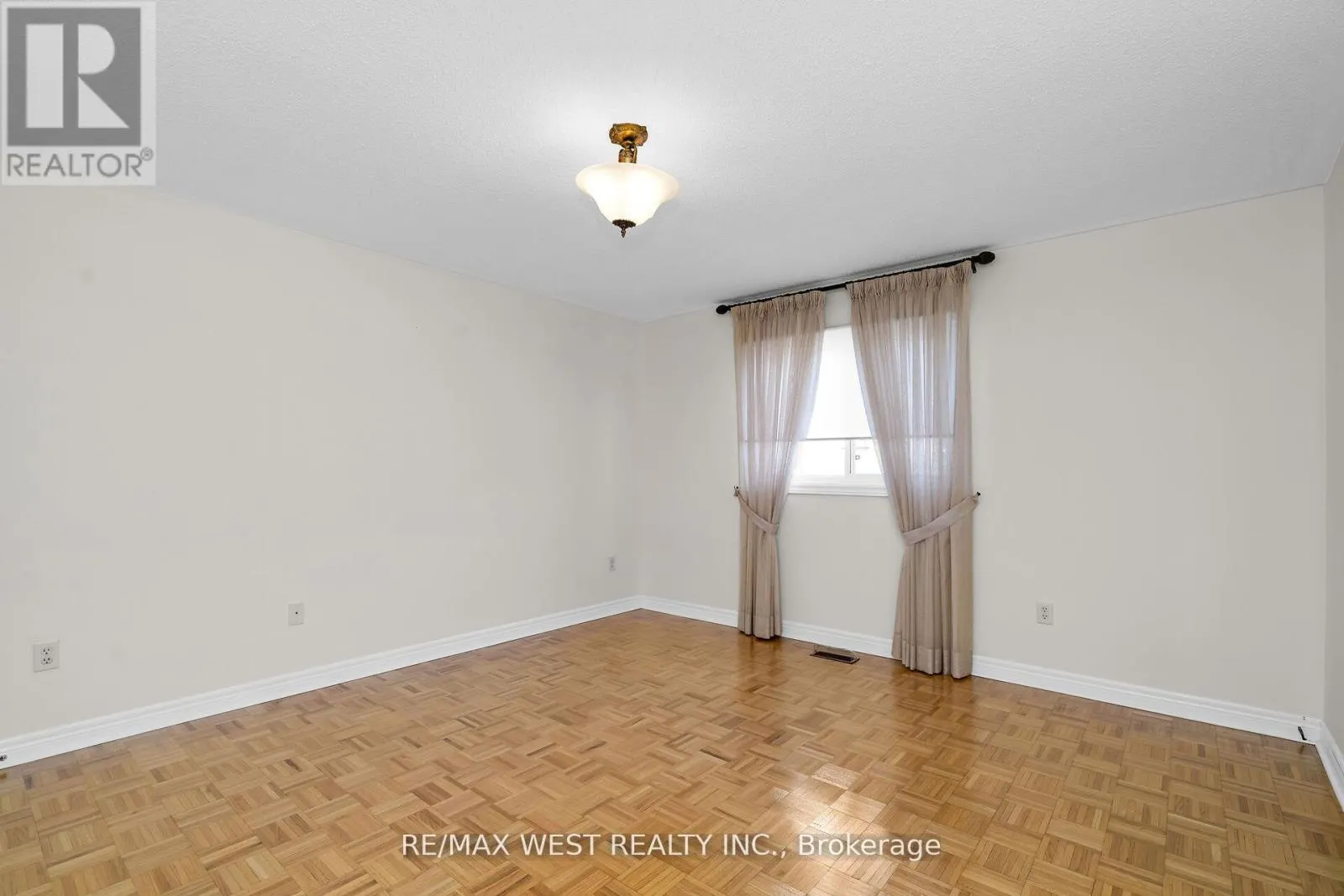 362 AVRO ROAD