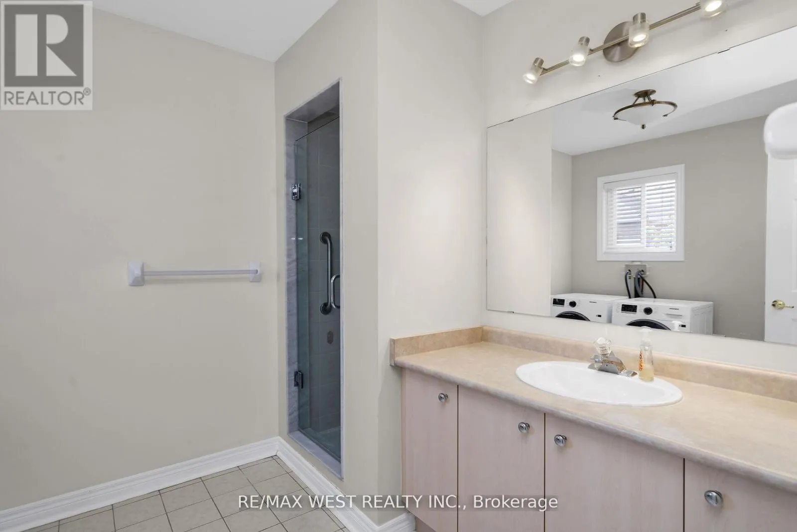 362 AVRO ROAD