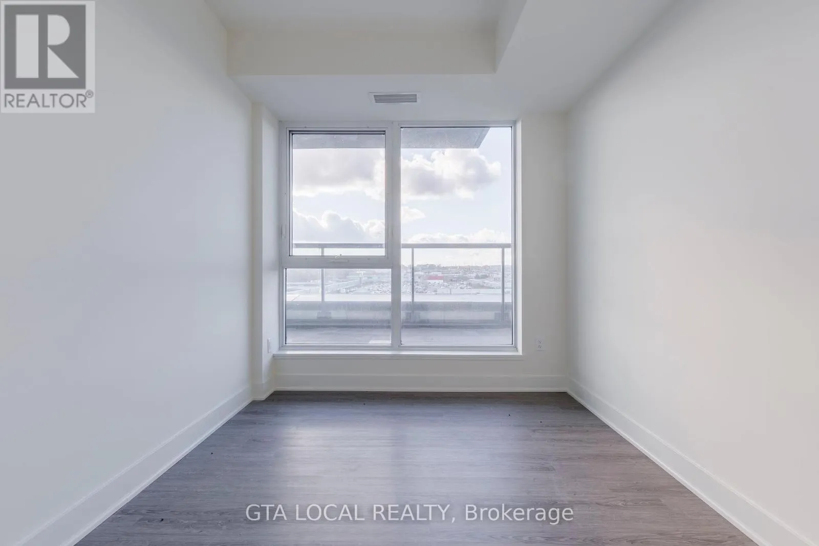 904 - 185 DEERFIELD ROAD