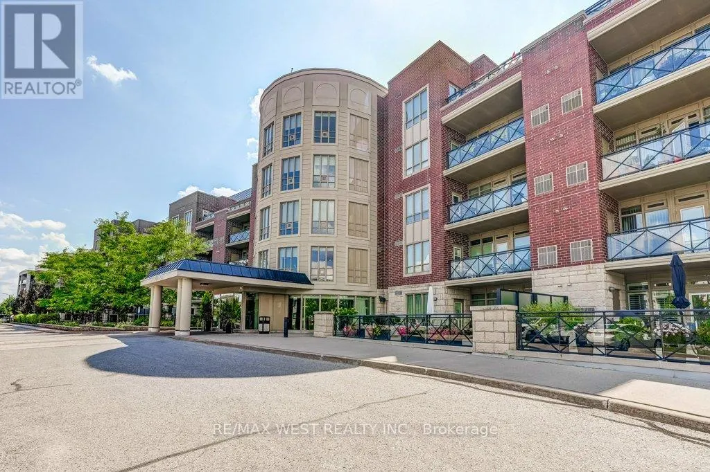 404 - 35 BAKER HILL BOULEVARD