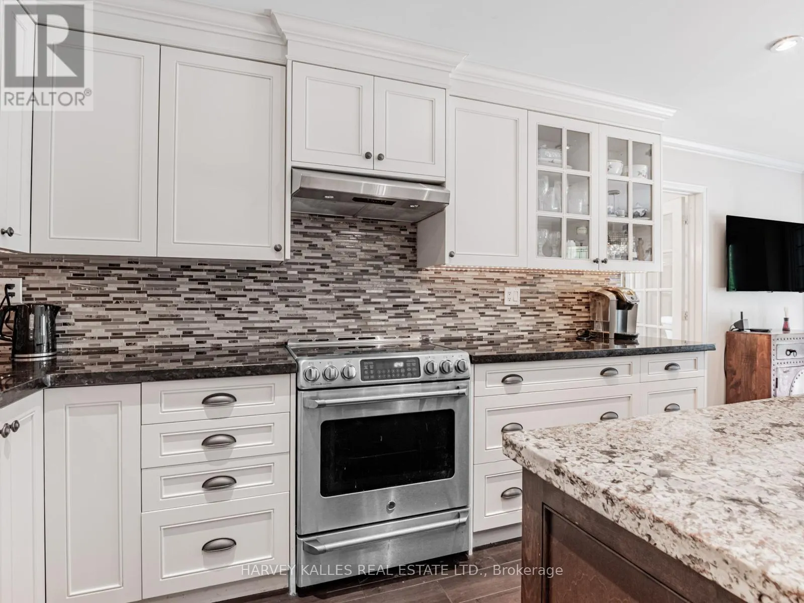 85 FRANMORE CIRCLE