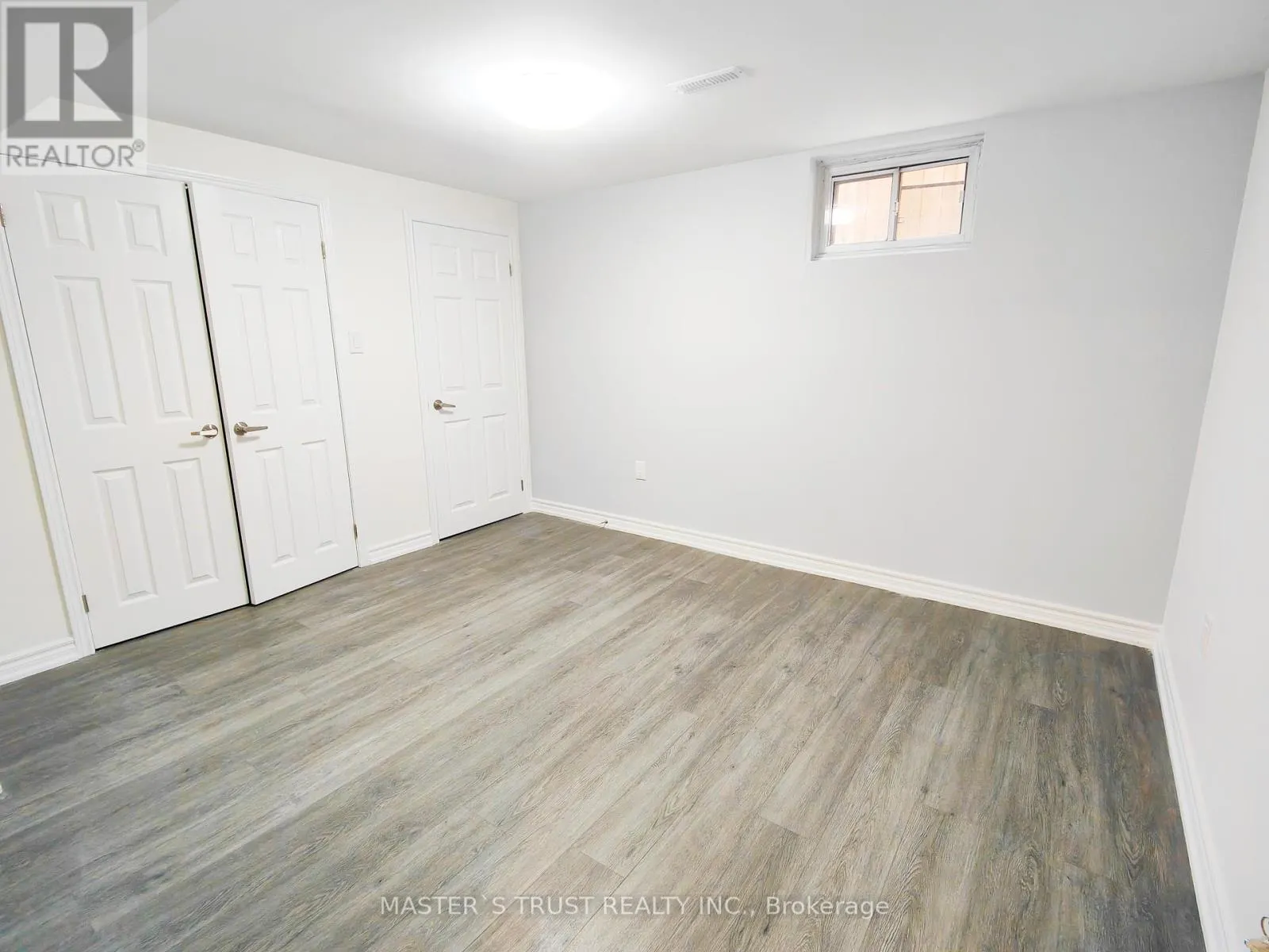 14 SUMMERFELDT CRESCENT