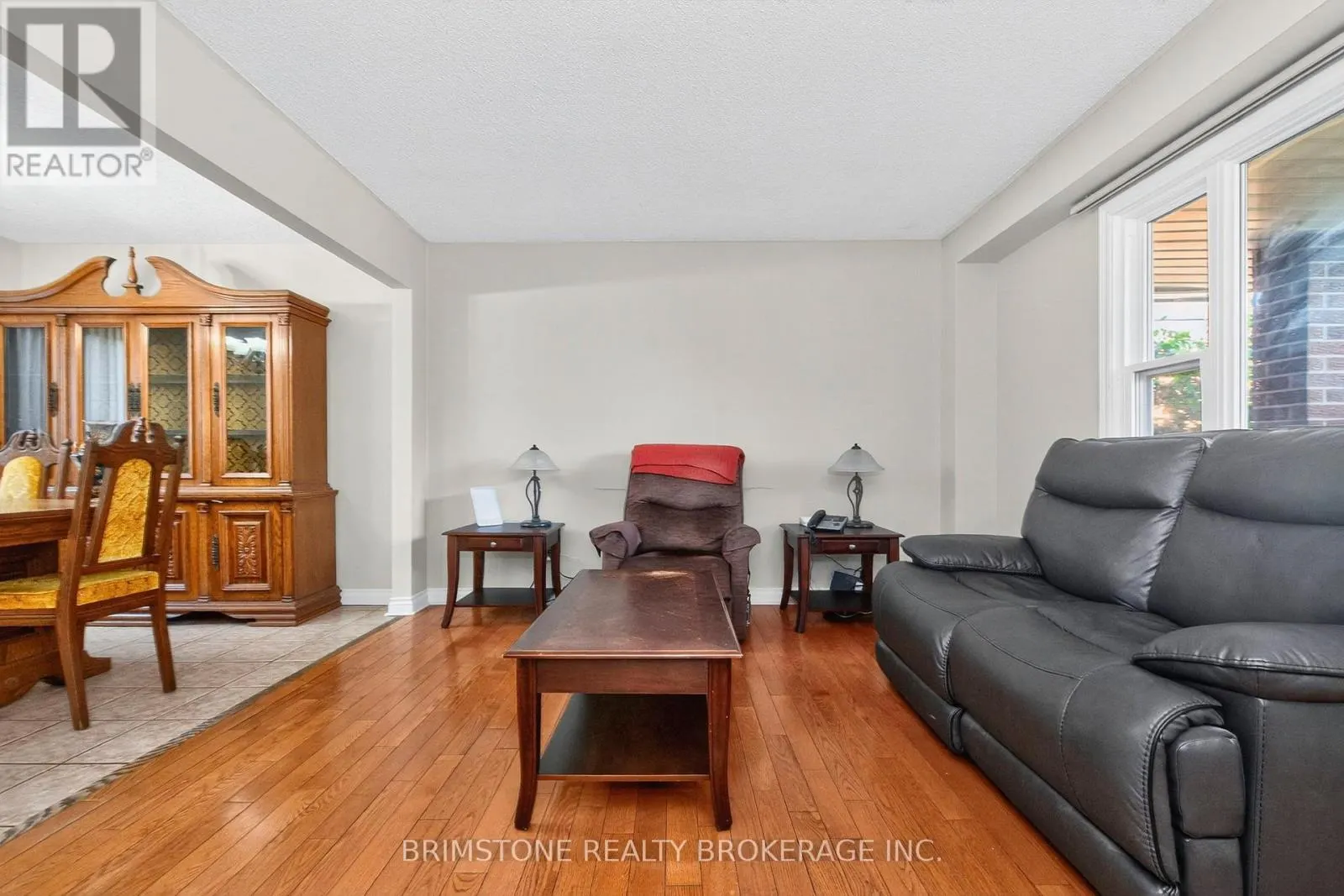 16 NORTHGATE DRIVE