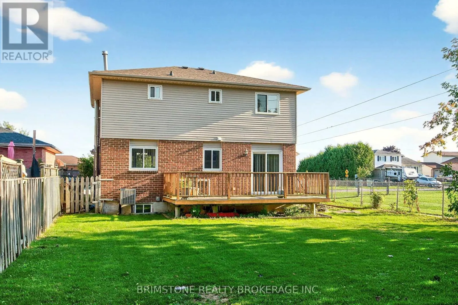 16 NORTHGATE DRIVE