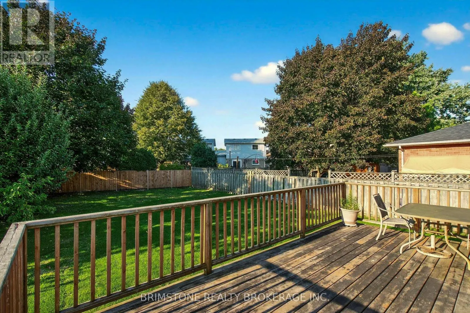 16 NORTHGATE DRIVE
