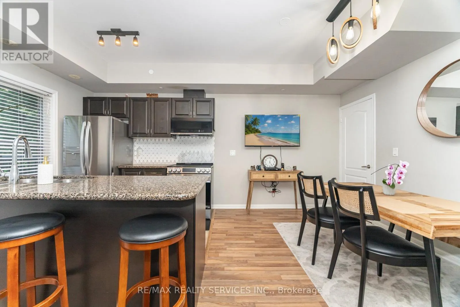 106 - 9589 KEELE STREET