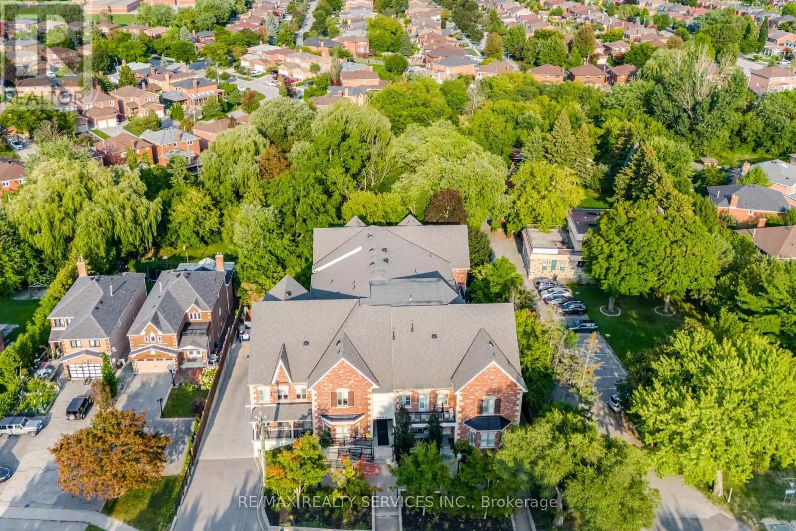 106 - 9589 KEELE STREET