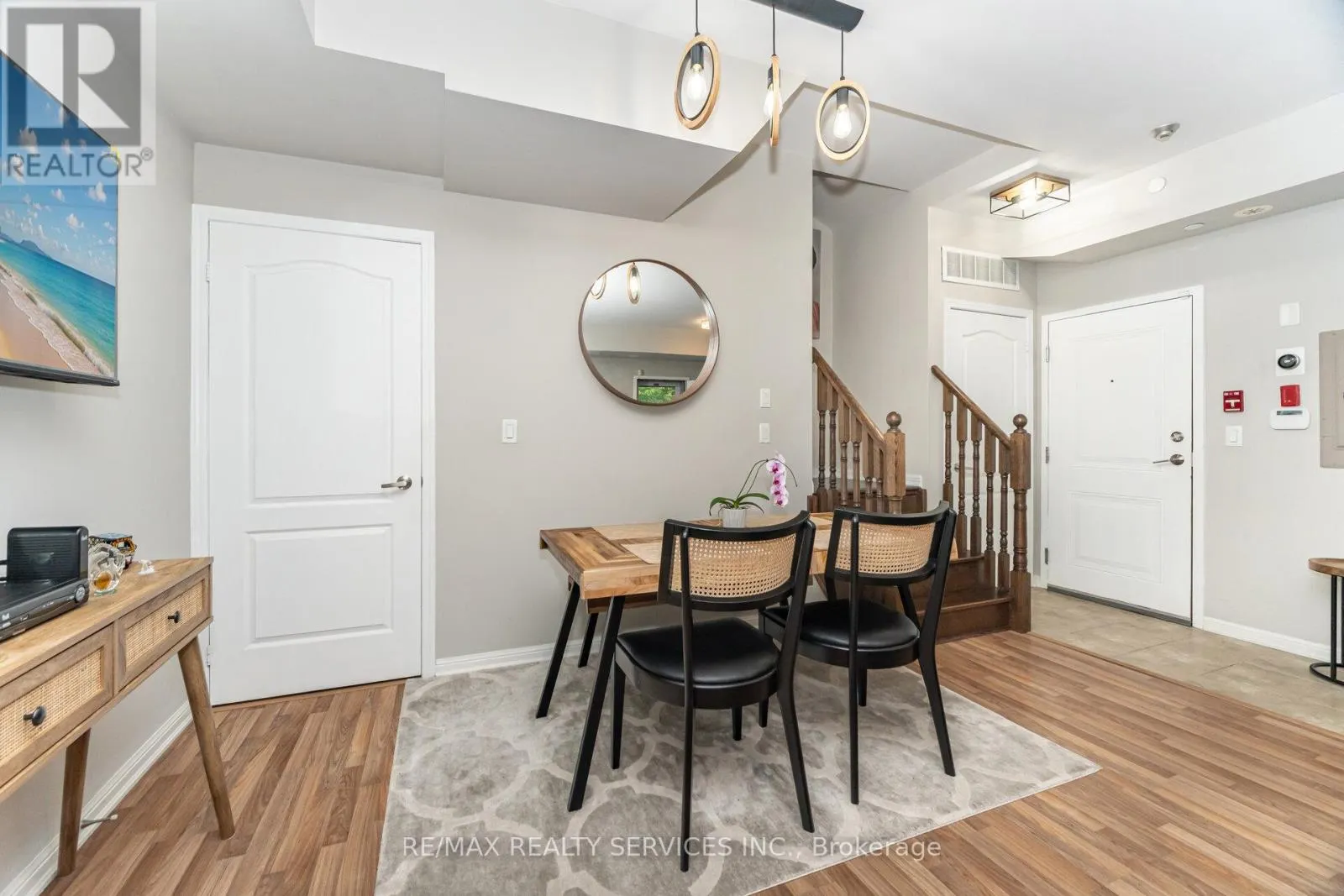 106 - 9589 KEELE STREET