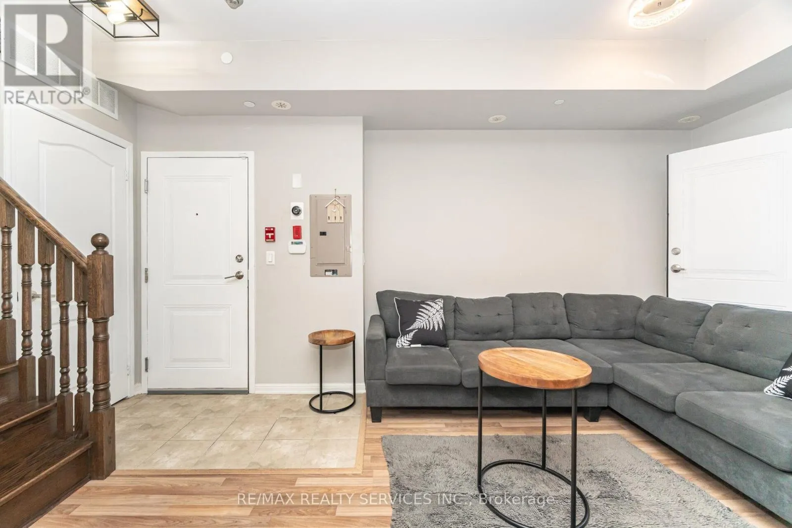 106 - 9589 KEELE STREET