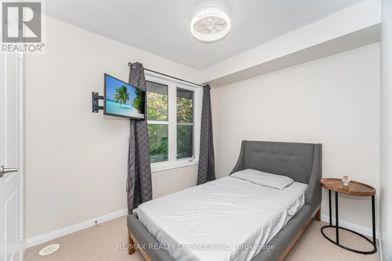 106 - 9589 KEELE STREET