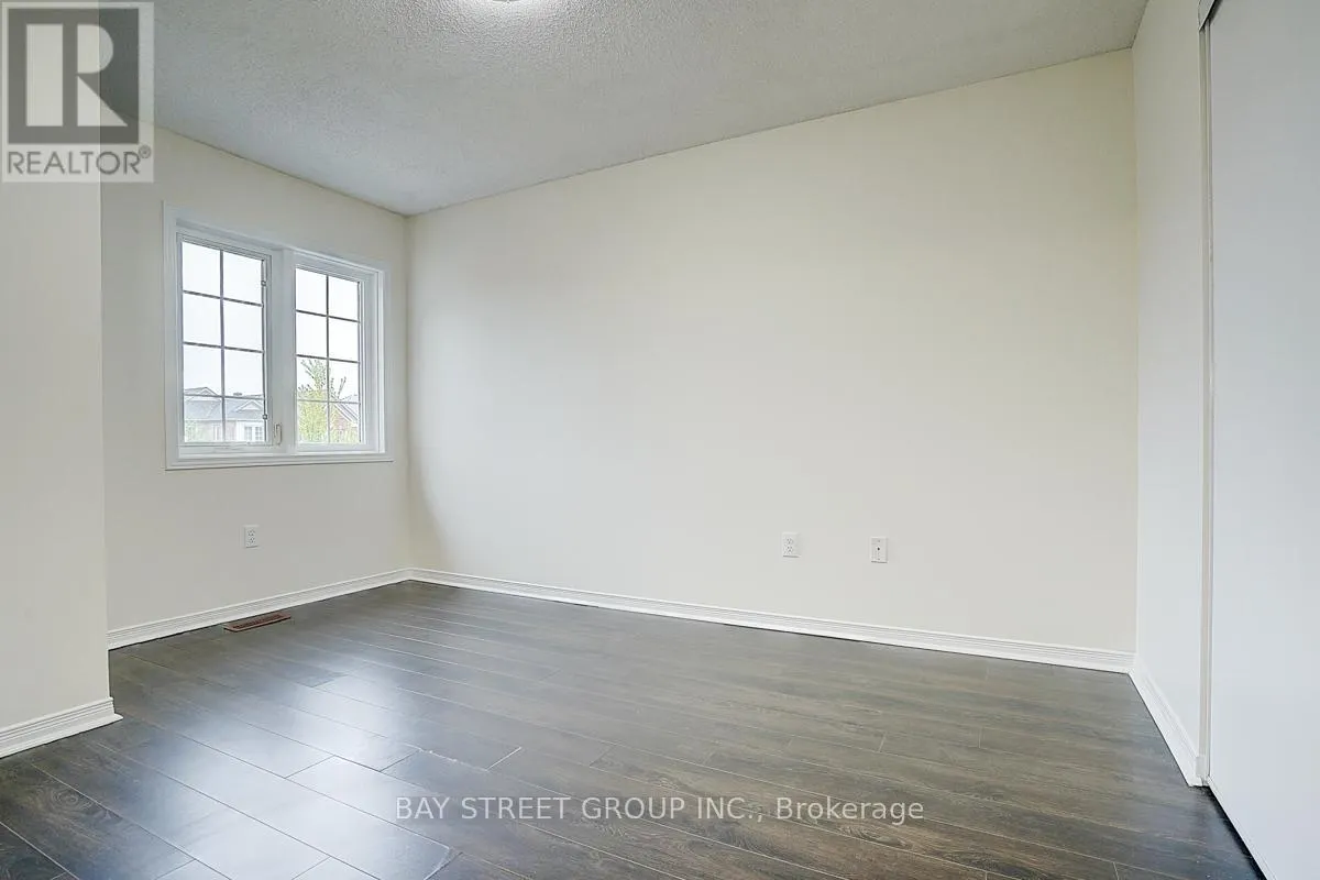 11 TARA CRESCENT