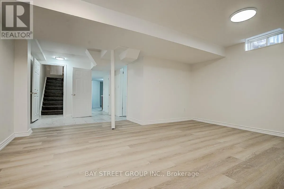 11 TARA CRESCENT