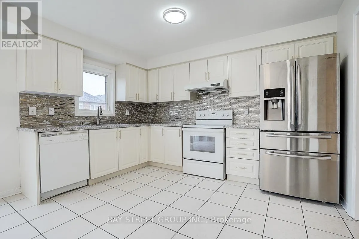 11 TARA CRESCENT