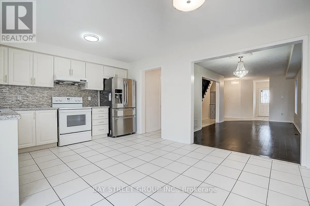 11 TARA CRESCENT