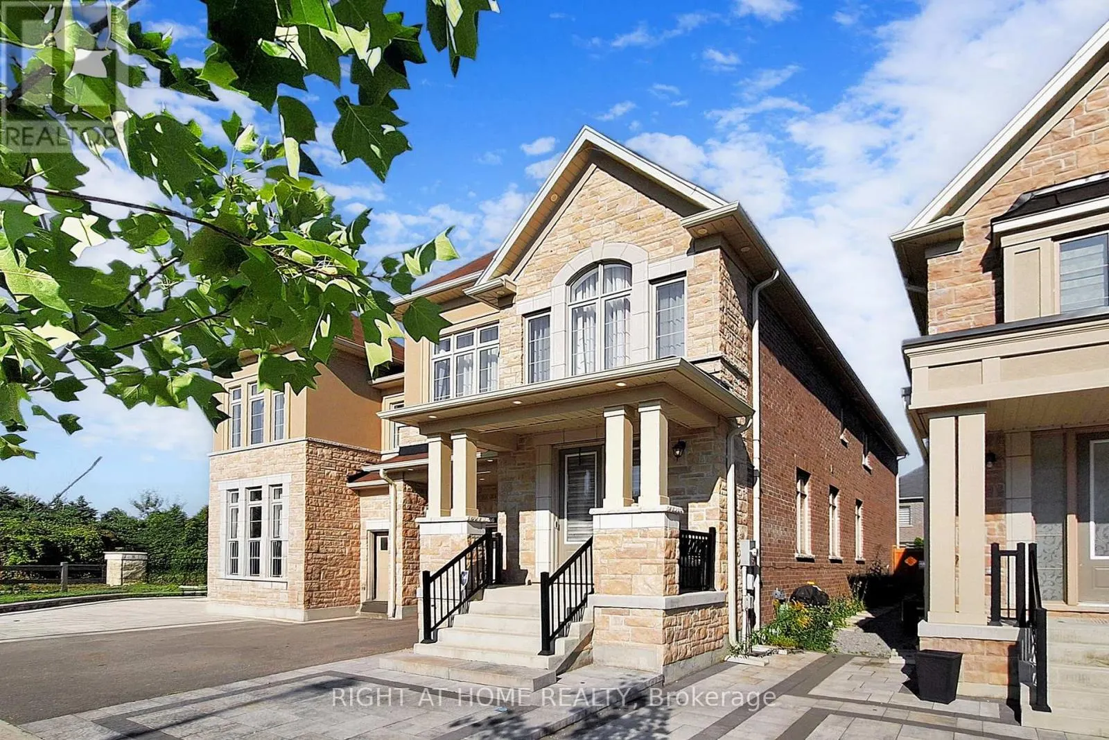 46 PRUNELLA CRESCENT