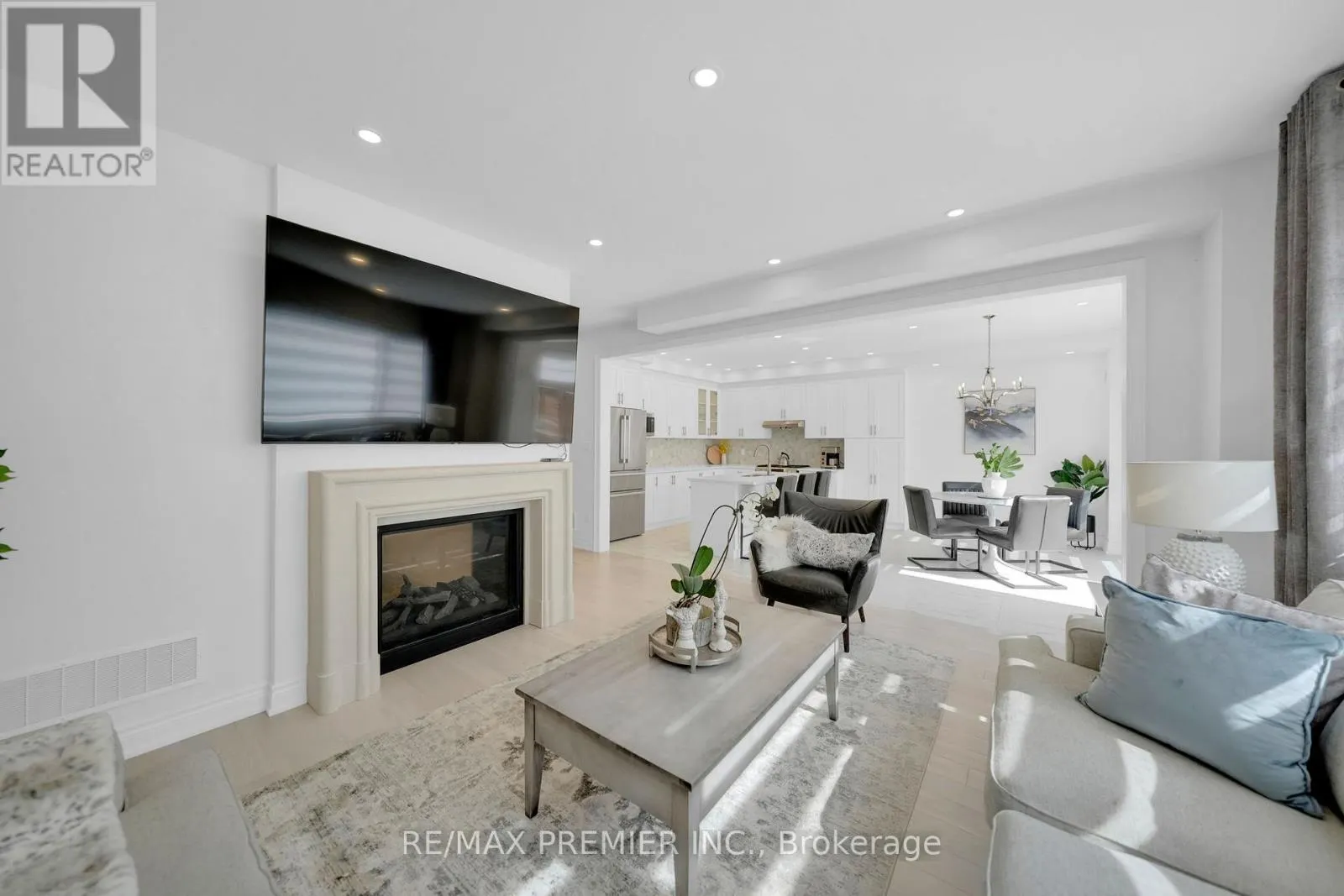 143 CANNES AVENUE