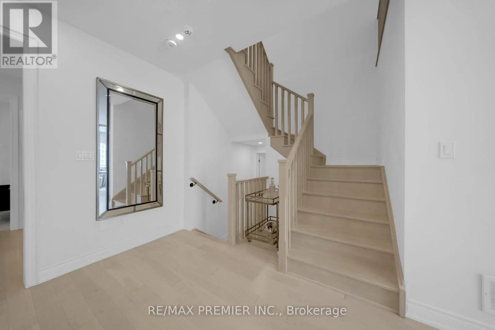 143 CANNES AVENUE