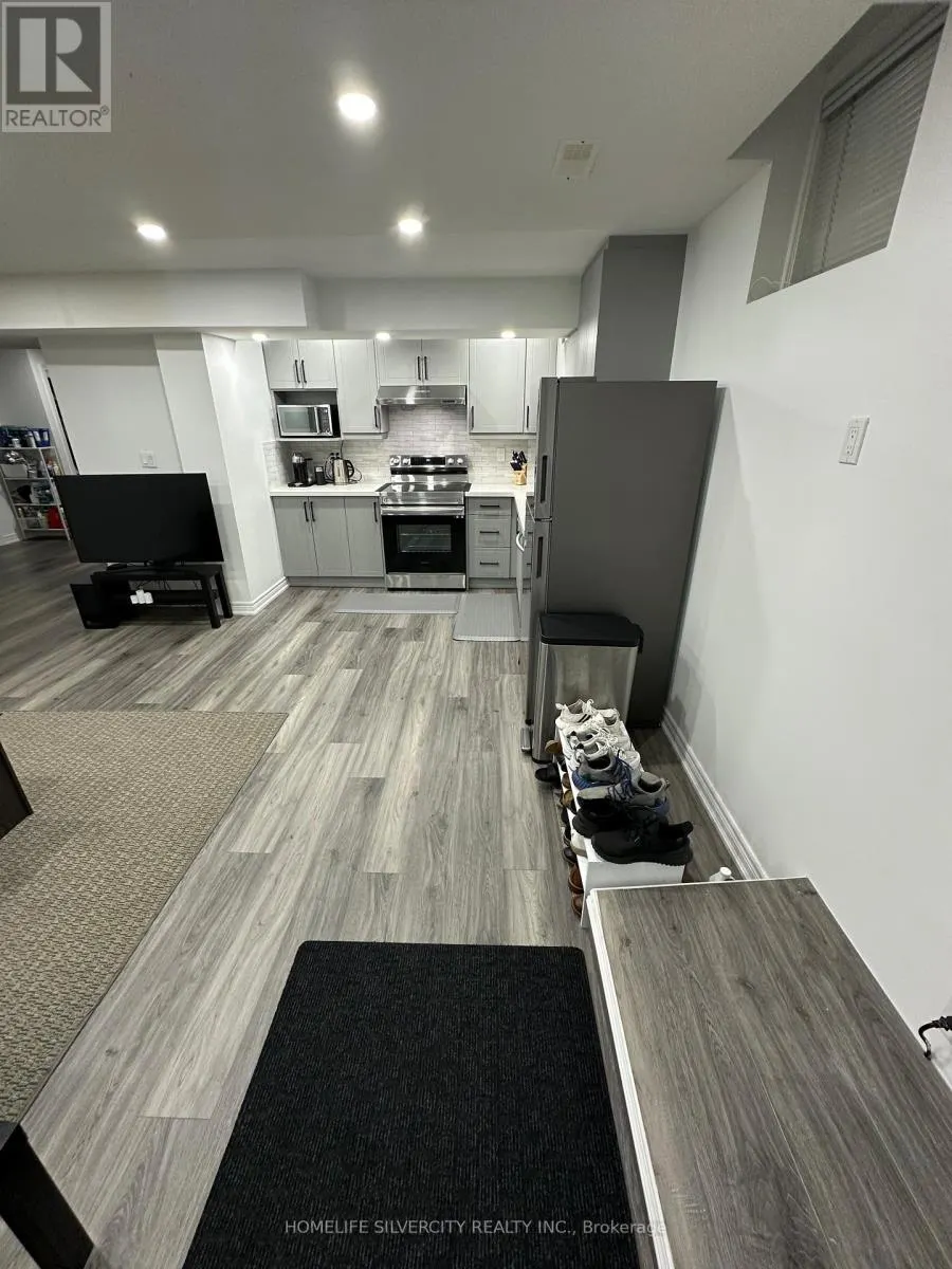 BSMNT - 39 ARBAND AVENUE